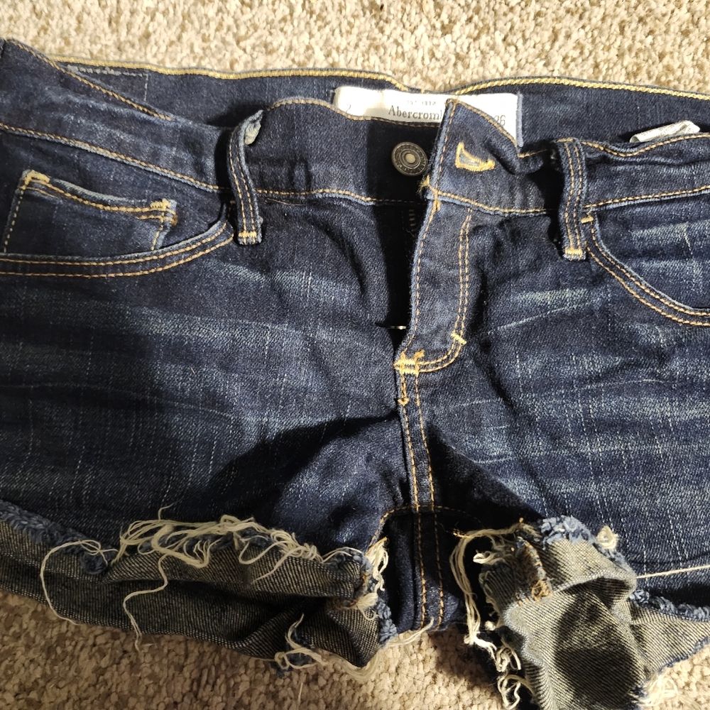 Abercrombie & Fitch dark Jean shorts Size 2 juniors